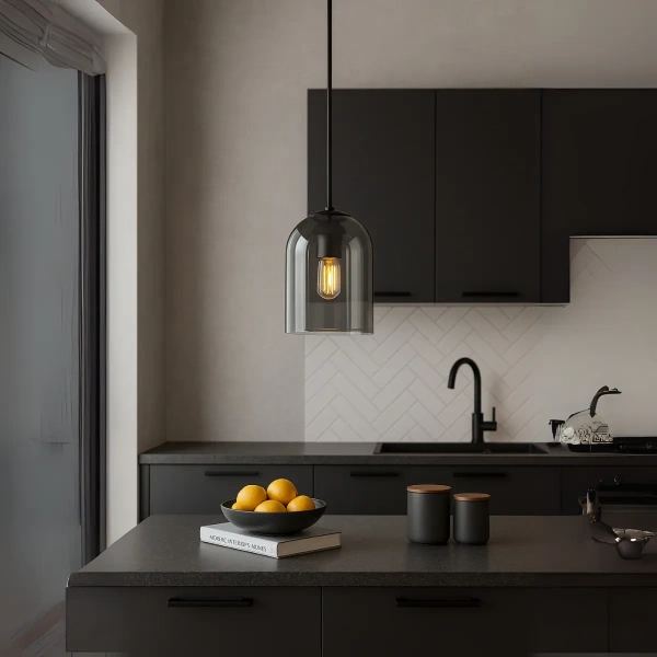 Lampa wisząca Elaris czarna z dymionym kloszem 1xE27
